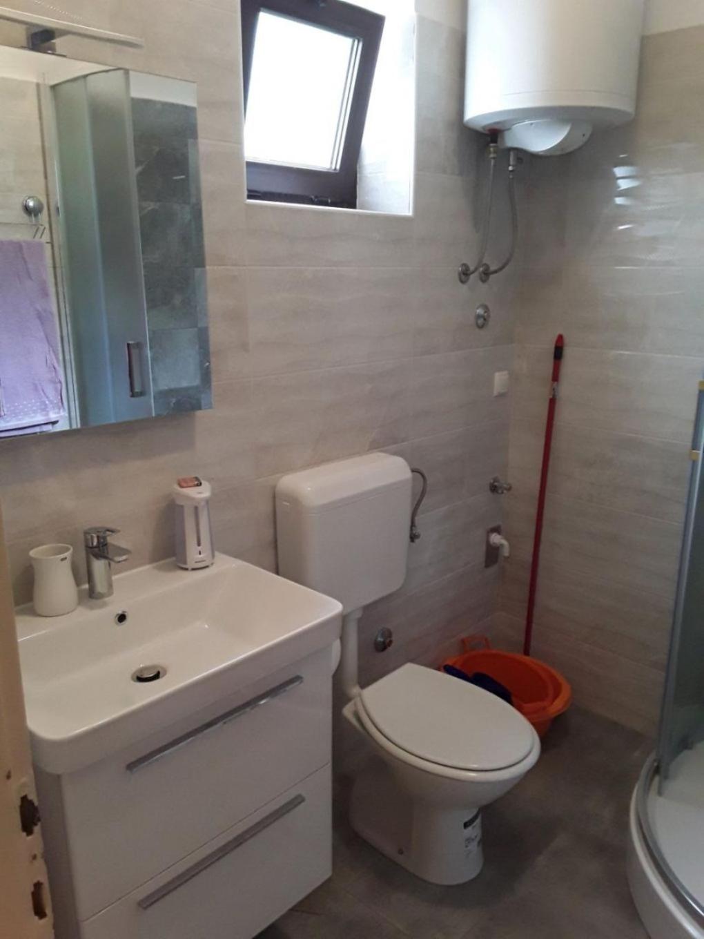 Apartments Frane-20M From Beach Barbat na Rabu Eksteriør bilde