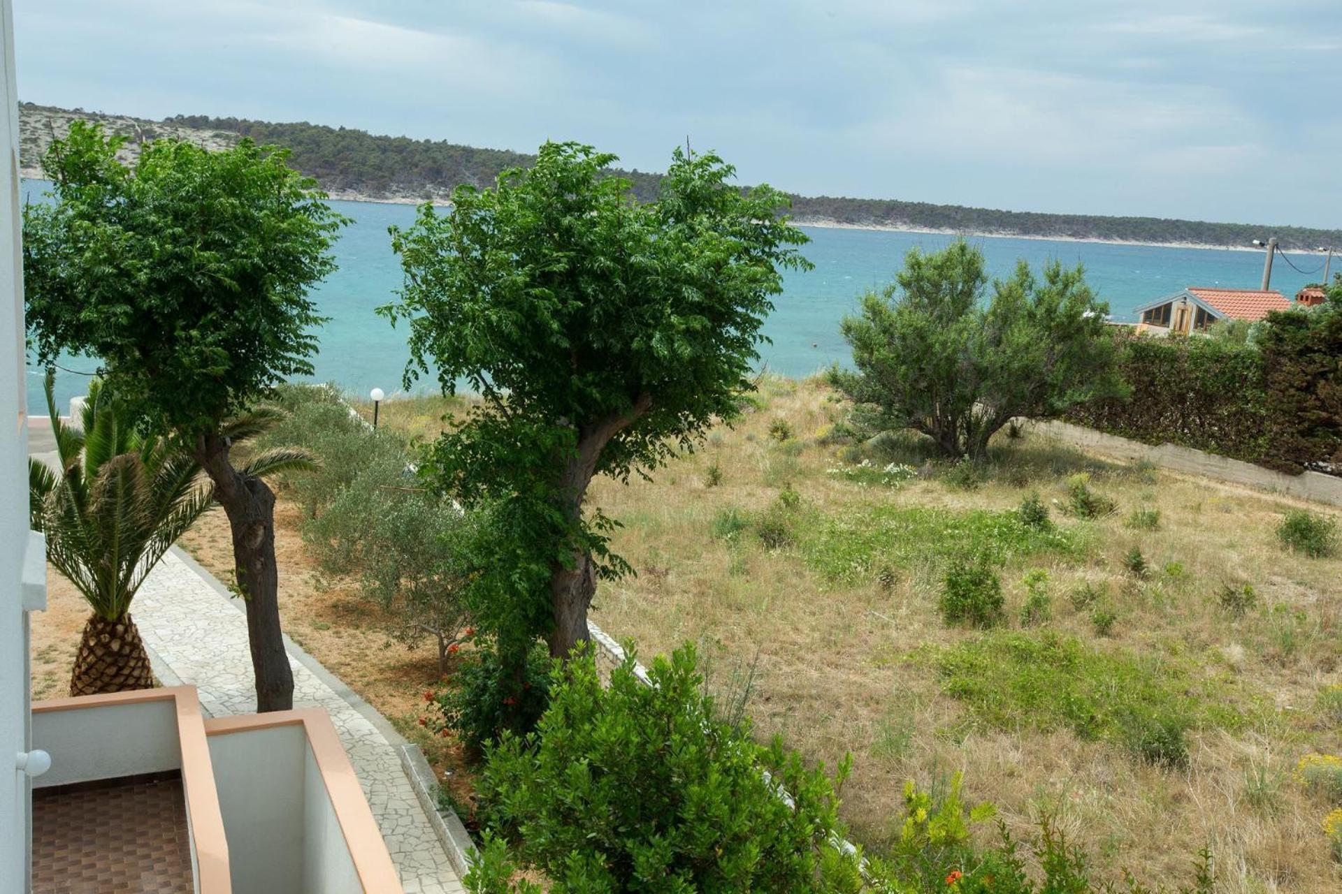 Apartments Frane-20M From Beach Barbat na Rabu Eksteriør bilde